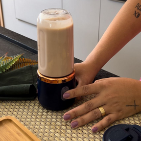 Mini Liquidificador Portátil Recarregável – Praticidade no seu dia a dia
